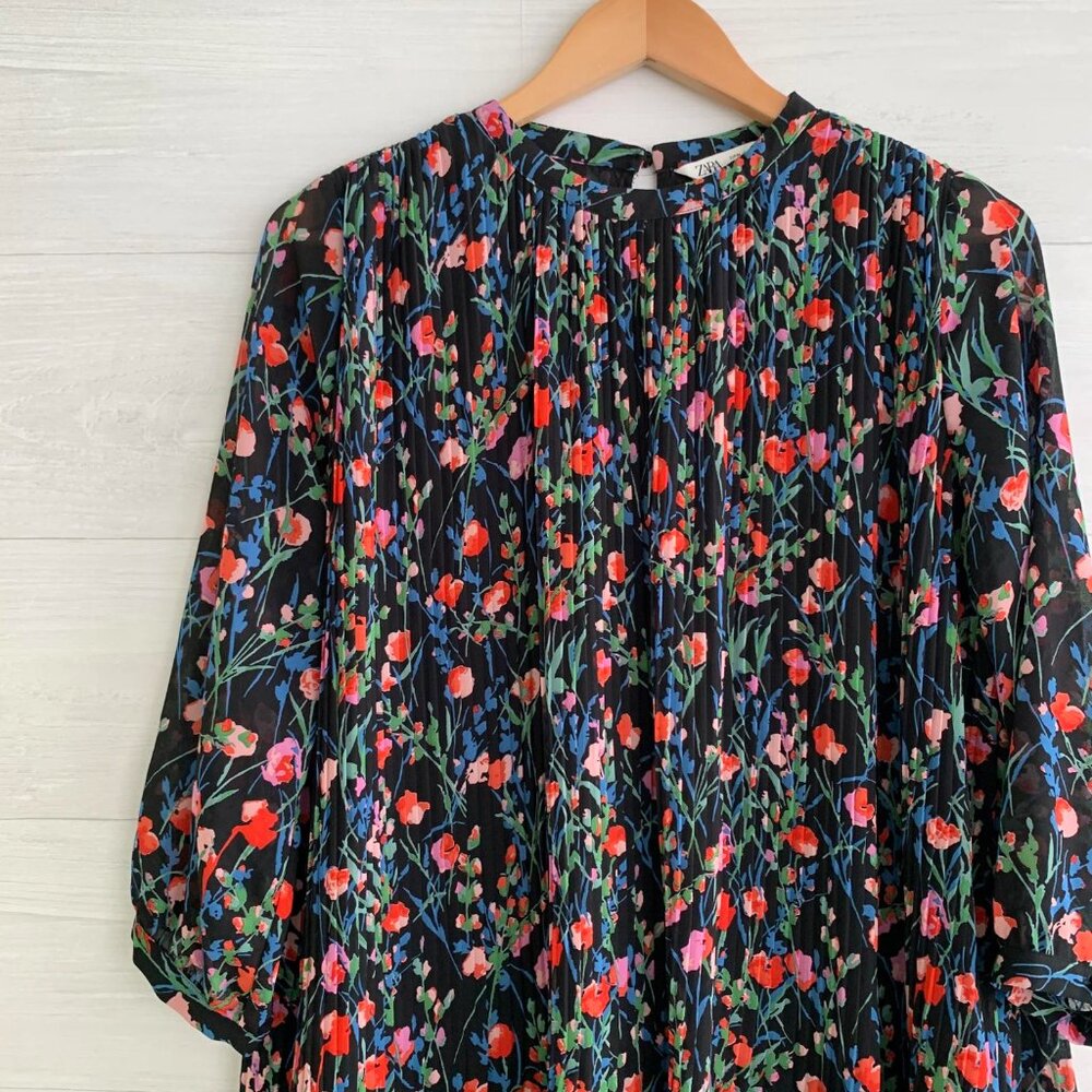 Zara - Black Floral Pleated Chiffon Swing Dress S… - image 2